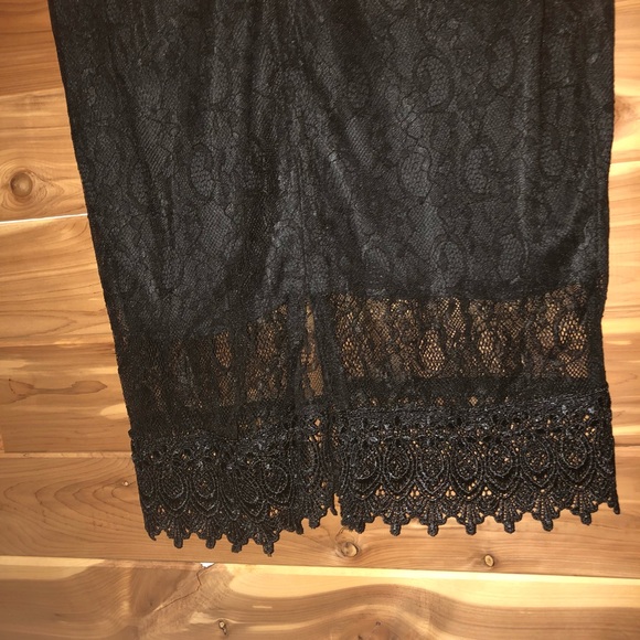 Black lace dress - Picture 3 of 8